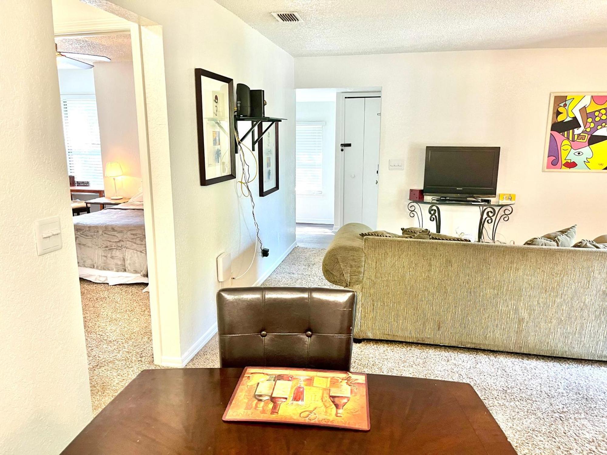 Daytona 2 Bed Apartment 10 Minutes To Beach With Balcony Port Orange Exterior foto